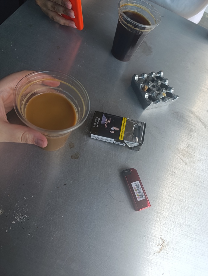 Mutfakta çalışıp baristalik yapıyorum bu isi 😁