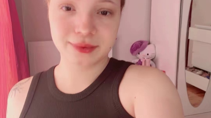 Sizce kıyafetim açık mı normal mi?