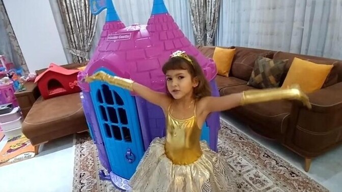 Prenses elif hala izleyen var mı YouTube tan benim en sevdiğim kanal dı?
