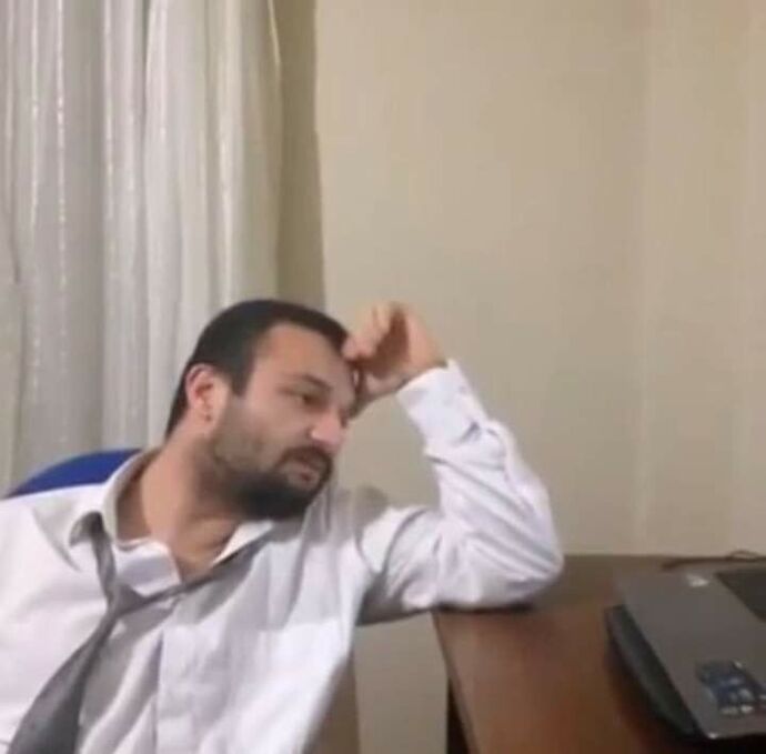 engellediğim biri eşim olmasın hocam ya ben zor olmadıkça engellemem harbi vatan haini olması ya da sorunlu olması lazım.