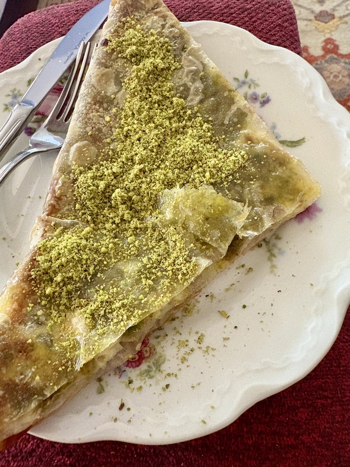 Katmer sever misin? Katmer yanında içecek ne alırsın?