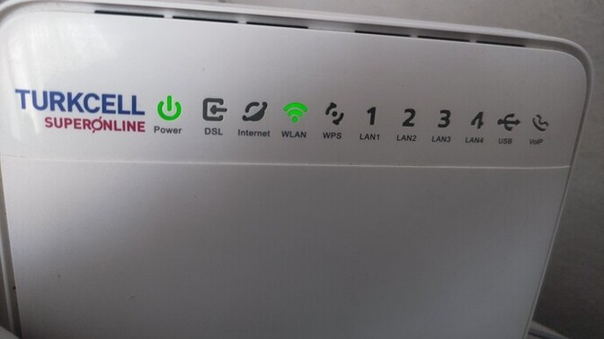 İnternete bağlanılmıyor modem bu şekilde ne yapmam lazım?