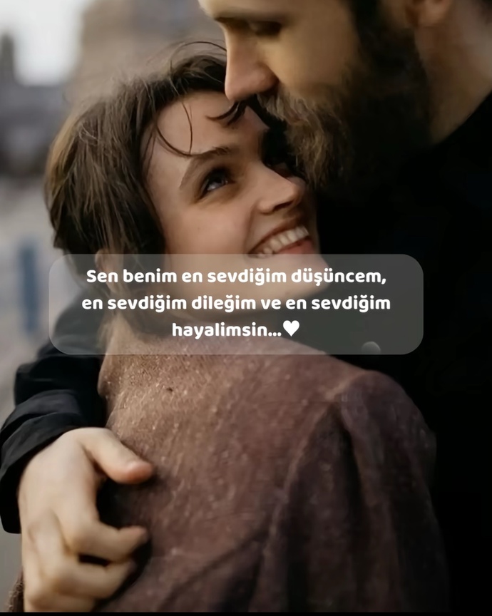 Sence en saf haliyle yaşanan aşk, zamanla değişir mi yoksa sonsuza kadar masum kalabilir mi?