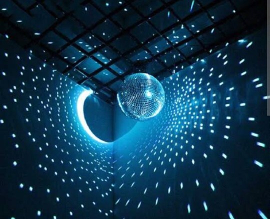 Disco topundan ev lambası olur mu?