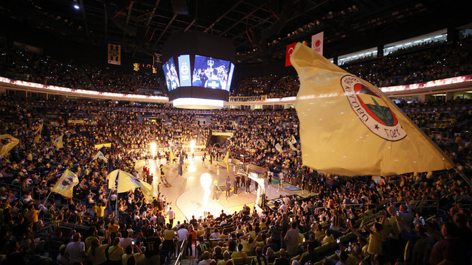 Fenerbahçe Beko, Beşiktaş'ı play-off final serisinde yenerek Türkiye Sigorta Basketbol Süper Ligi şampiyonu oldu! Maç hakkında ne düşünüyorsunuz?
