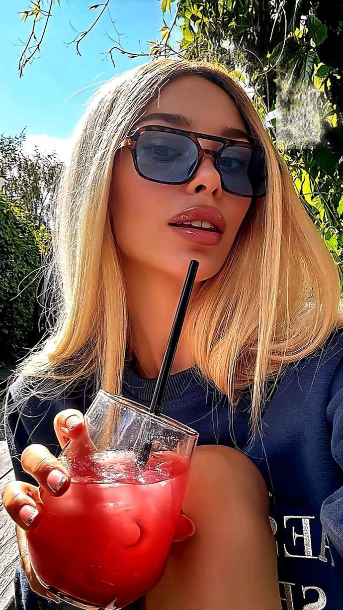 Su dışında son içtiğin şeyin yarısını ben içseydim, ben ne içmiş olurdum?