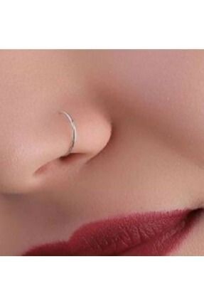 Sizce burun piercingi guzel duruyor mu?