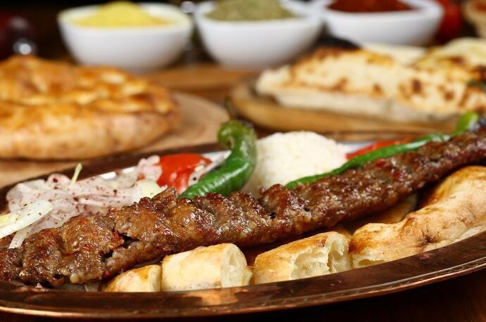 Eşiniz hangi yemeği severse sevsin, zor da olsa yapar mısınız?