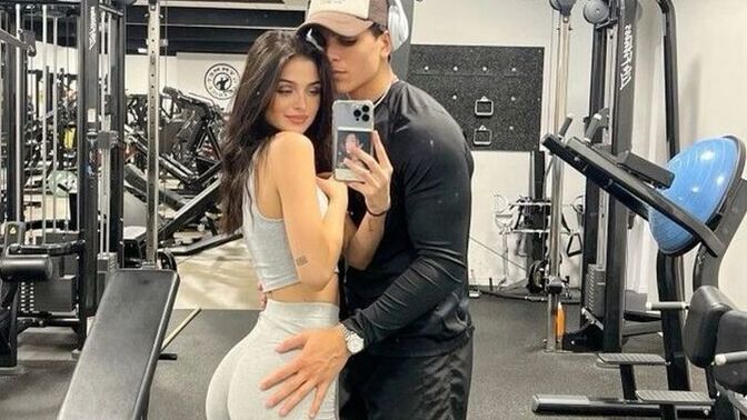 Evde mi spor yapmayı seversin, yoksa spor salonunda mı?