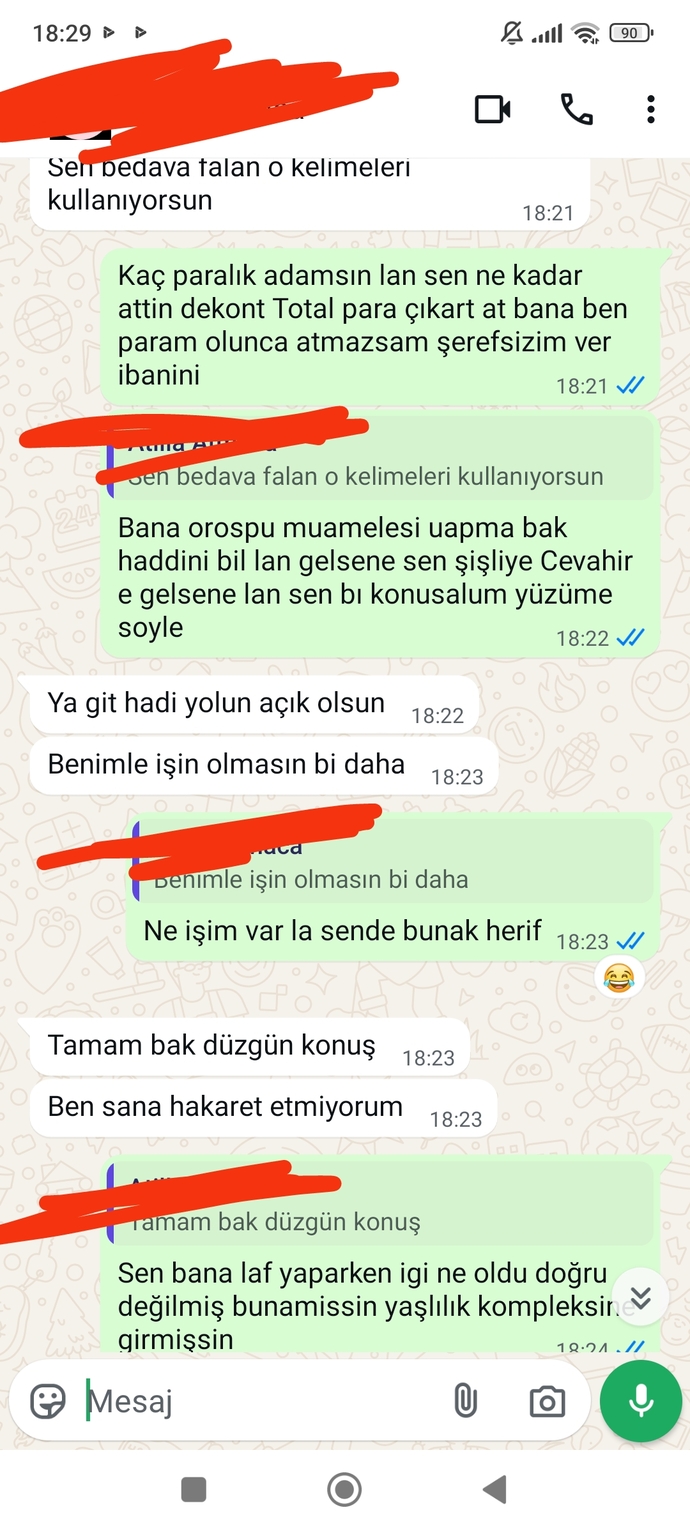Bir erkeğe duygu besleyemiyorum parası için yanında olmayı seviyorum sorun bende mi? İten de mi? Siz erkekler gibi kullan at 😘?