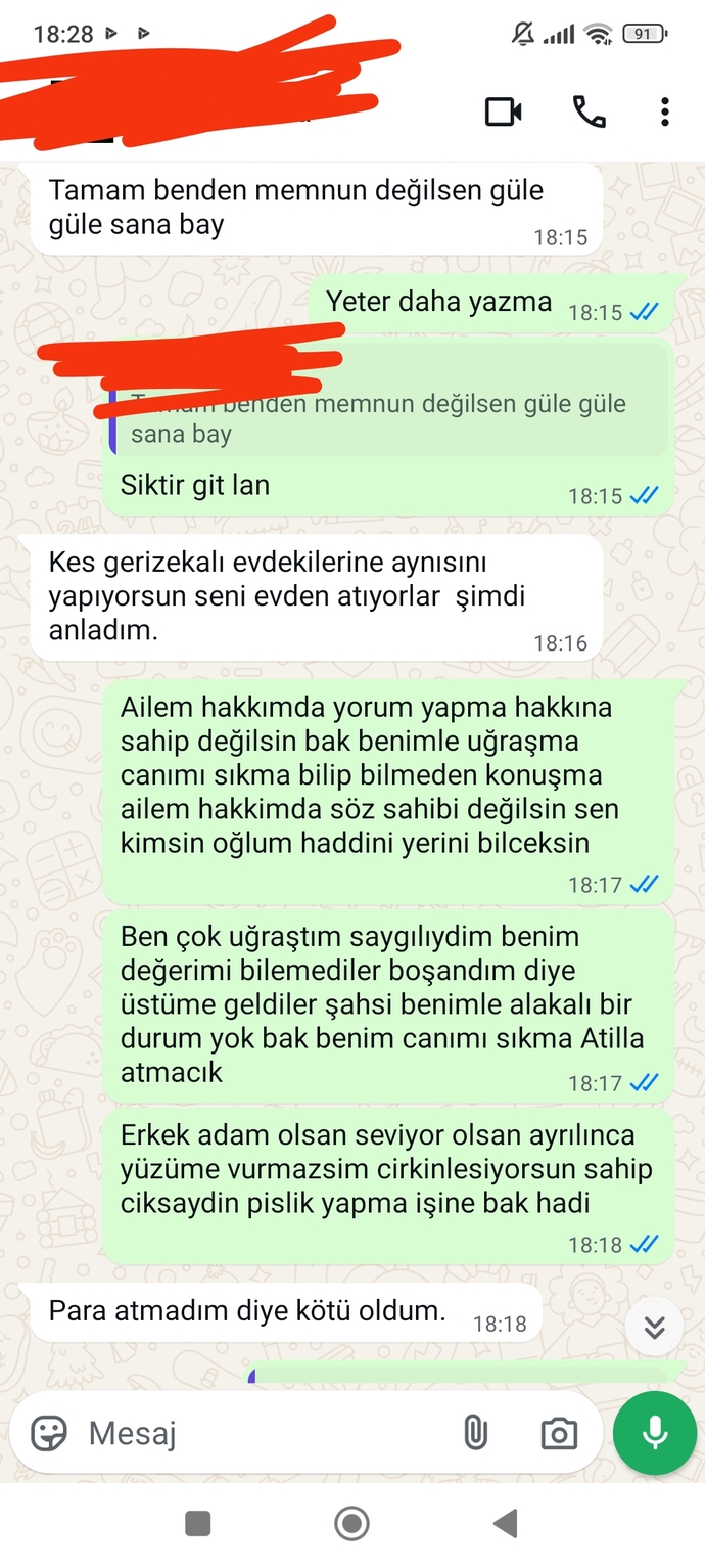 Bir erkeğe duygu besleyemiyorum parası için yanında olmayı seviyorum sorun bende mi? İten de mi? Siz erkekler gibi kullan at 😘?