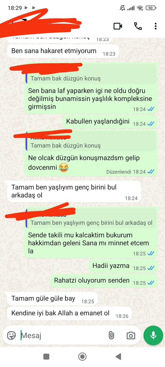 Bir erkeğe duygu besleyemiyorum parası için yanında olmayı seviyorum sorun bende mi? İten de mi? Siz erkekler gibi kullan at 😘?
