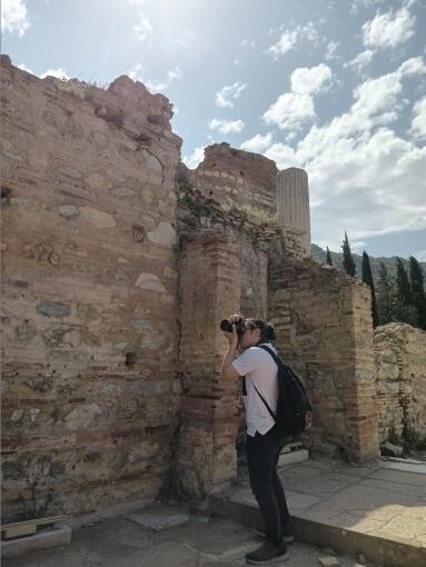 Yaptığınıze seyahatlerde doğa veya tarihi yerlerin fotoğraflarını çeker misiniz?