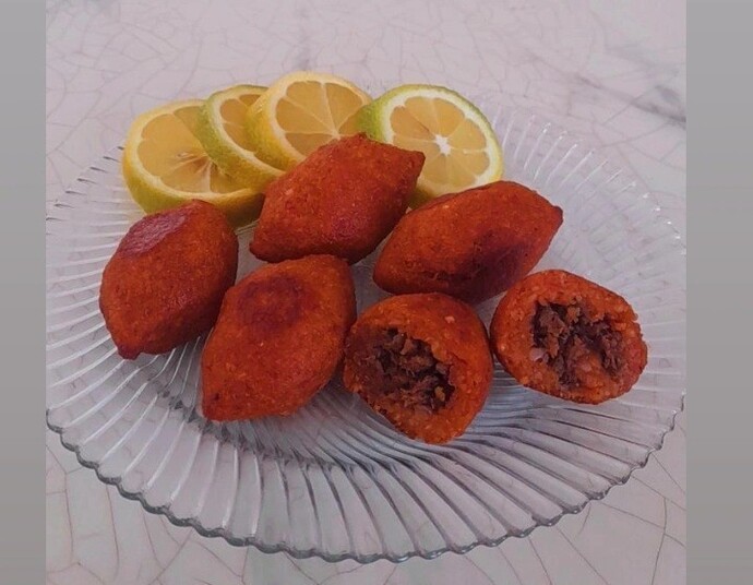 İçli köfteyi haşlanmış mı kızartılmış mı seversiniz?