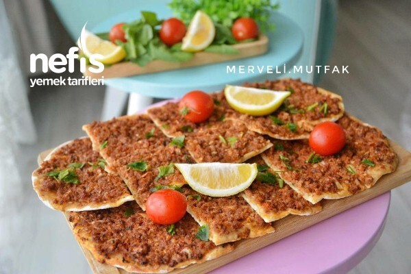 Kıymalı pide mi sucuklu pide mi?