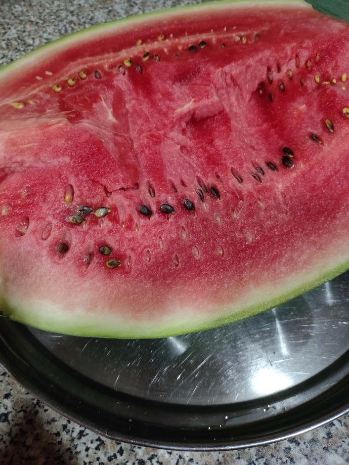 Karpuzu nasıl yersiniz?