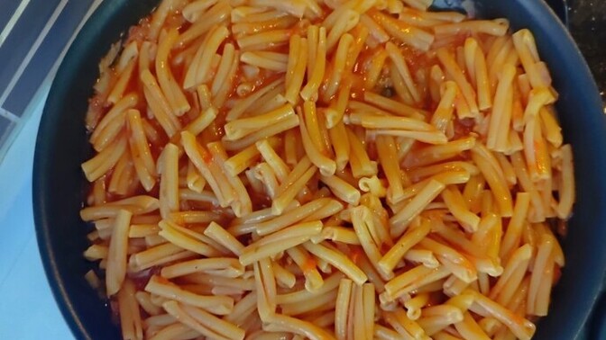 Kolay bekar erkek yemeği önerileri?