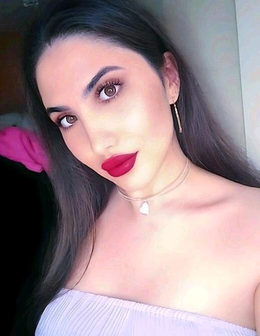 Saçımı siyaha boyayacağım sizce yakışır mı?