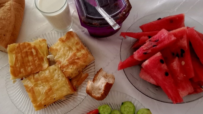 Bu kahvaltı kaç kişilik sizce?