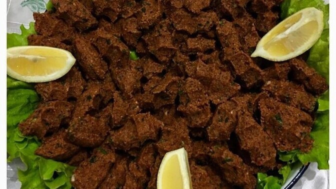 Erkek dediğin çiğköfte yoğurabilmeli midir?