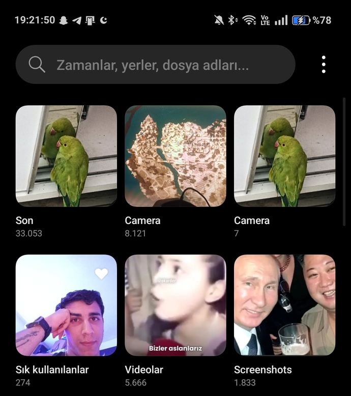 Galerinde toplam kaç fotoğraf var?
