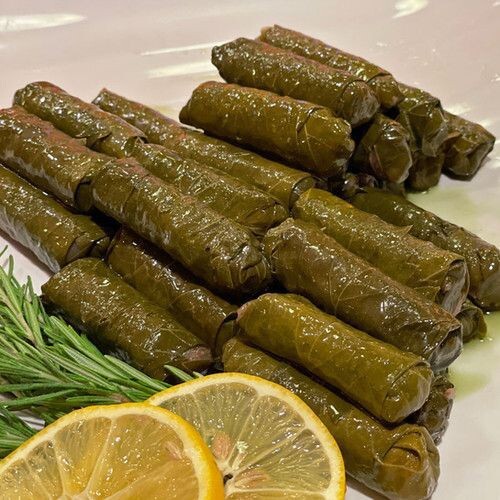 Hangisini daha çok seversin? Yaprak sarması mı, lahana sarması mı?
