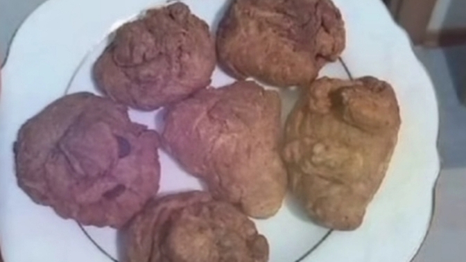 Kurabiyelerime bakar mısın beni alan yaşadı valla🤭🤭🤭 bi maşallah alırım 🤭🤭🤭?