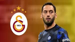 Galatasarayda Hakan Çalhanoğlu operasyonu! Sizce yıldız oyuncu Galatasarayda başarılı olabilir mi?