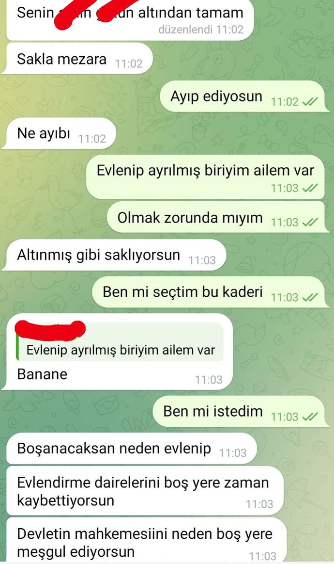 Evlenip ayrılmış olmak çok zor toplum bakışı ya da insanların zorlamaları acı verici?