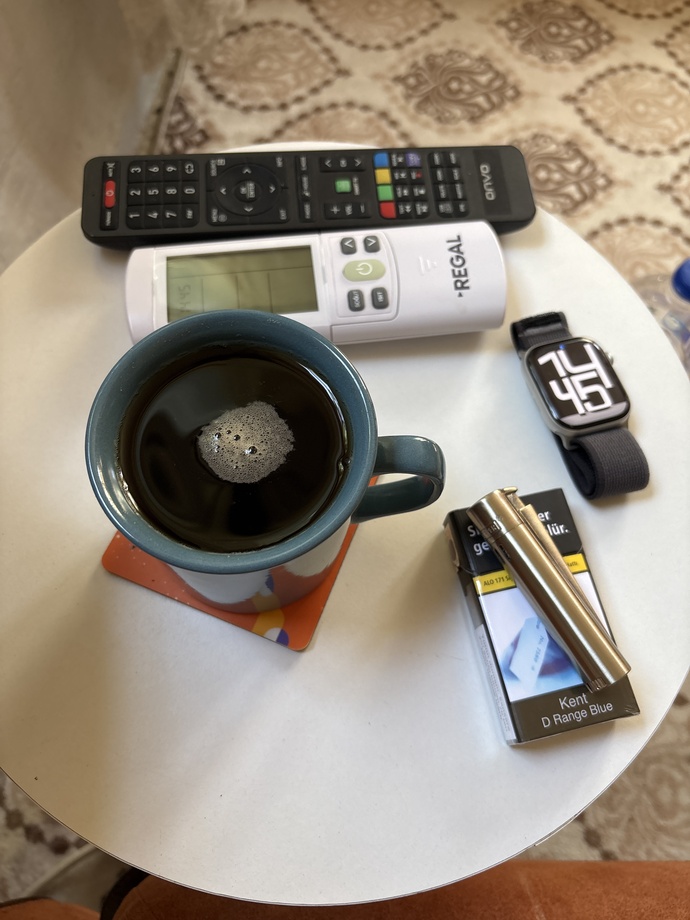 Çay içmeyenler üzülünce ne yapıyor?