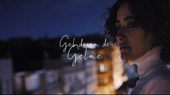 Gel desem de gelme dediklerimize birer şarkı gönderelim mi?