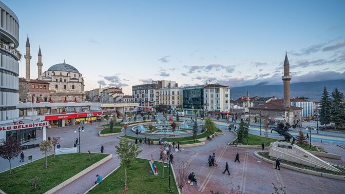 Sence tatilde sırf yemekleri için gitmeye değer bir şehir var mı?
