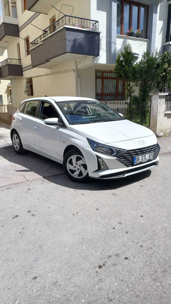Erkekte araba önemli sizce?