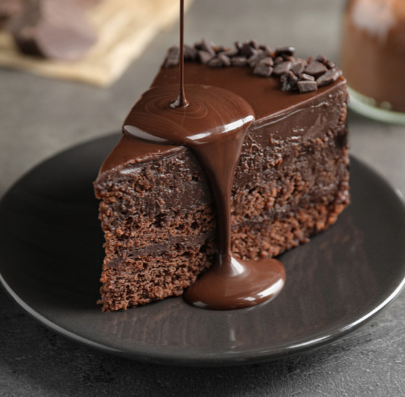 Böyle bir tatlıyla göz göze gelince ne yaparsın🍰 ?