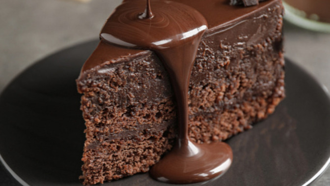 Böyle bir tatlıyla göz göze gelince ne yaparsın🍰 ?