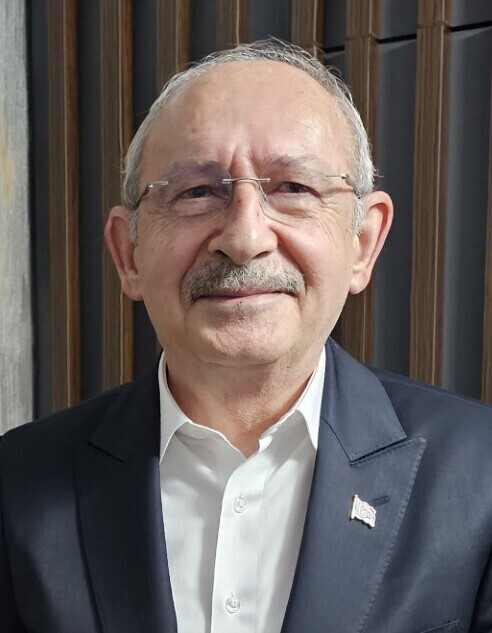 Anketteki siyasetçilerden hangisinin ülkeyi yönetmesini isterdiniz?