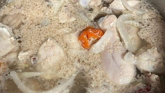Bir yemek bile yapamıyorsun diyenler utanır mı?🤭🤭🤭 akşama tavuk suyu çorba yaptım tabağını kapan gelsin🤭🤭🤭🤭?