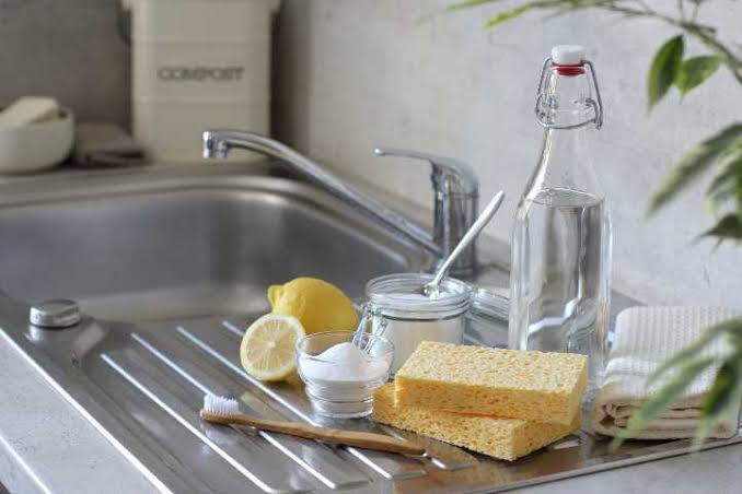 Lavabo tıkanıklığını açmak için doğal yöntem önerin var mı?