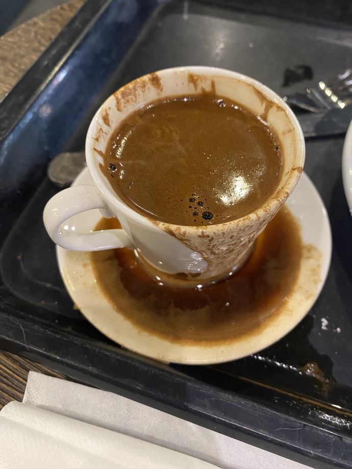 Ben kime sabah kahvesi alayım?