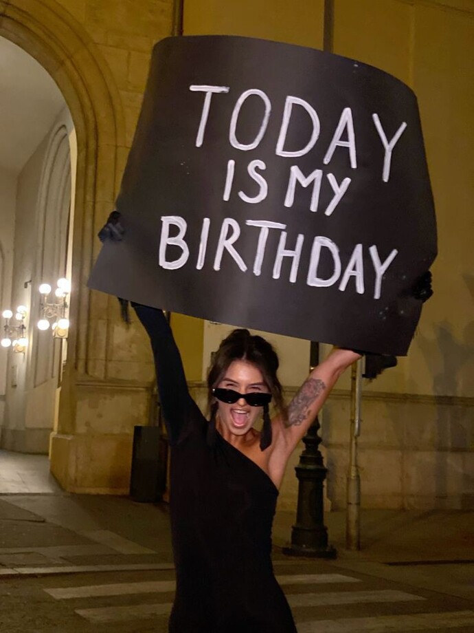 Ayyyy bilinn bakalımm bugün kimin doğum günüü 🥳🎉🎂?