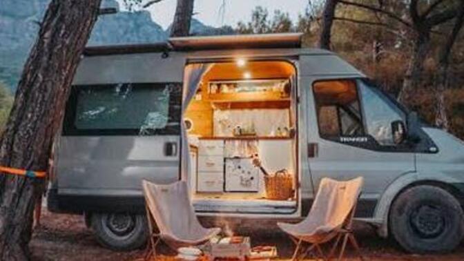Karavan ile Türkiye turuna çıkacak olsanız yanınıza kimi alırdınız?