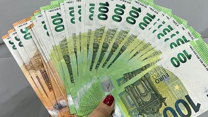 Yurt dışında banka hesabı açmak sizce kolay mı? Ben mi çok zorlanıyorum?