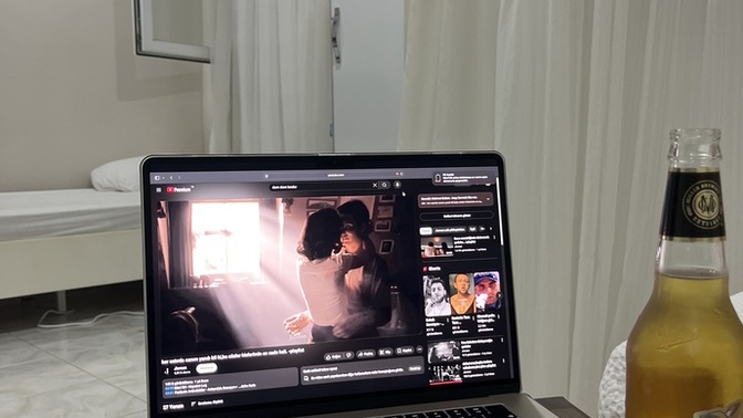 Geceyi benim gibi müzikle geçiren kaç kişiyiz?