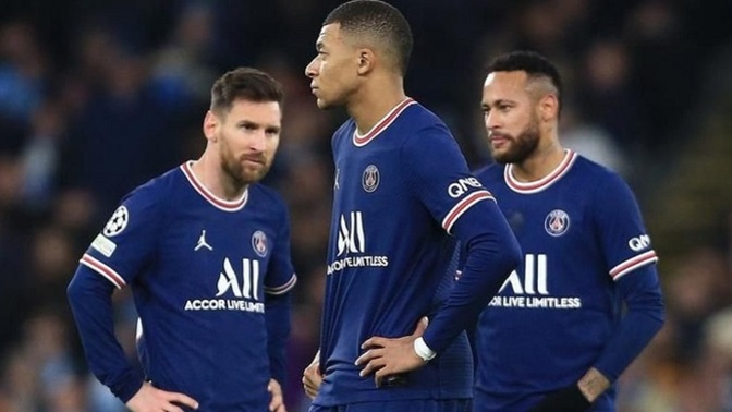 Şampiyonlar Ligini kazanmayı başaran PSG, Messi, Neymar ve Mbappe ile neden başaramamıştır?