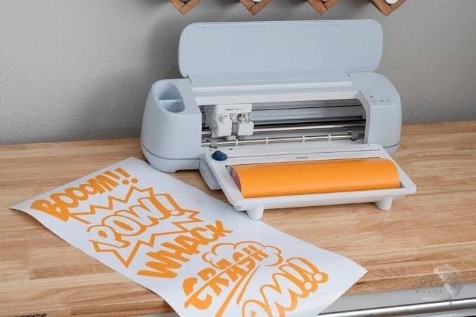 Cricut markasını biliyomusunuz bide cricut makinesi ile iş yaptınızmı?