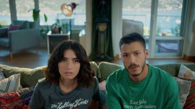 Birlikte olmadığınız hâlde, ona sevgili gibi hesap verdiğiniz biri var mı?