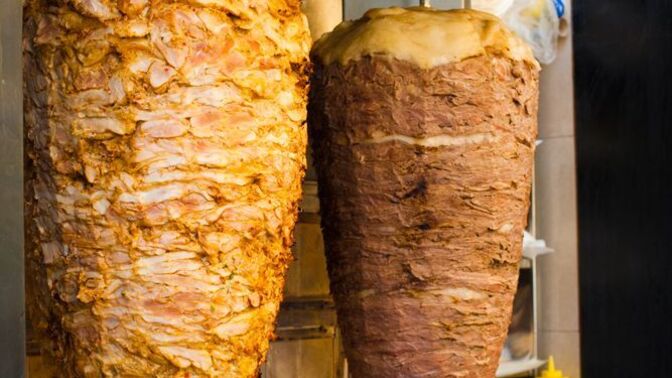 Et döner mi tavuk döner mi seversiniz?