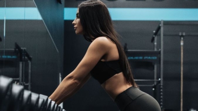 Fitnesste bir sene şu üç hareketten sadece birini rekor sayıda yapacak olsan hangisini tercih ederdin:🍀Mekik?🍀Şınav?🍀Squat?