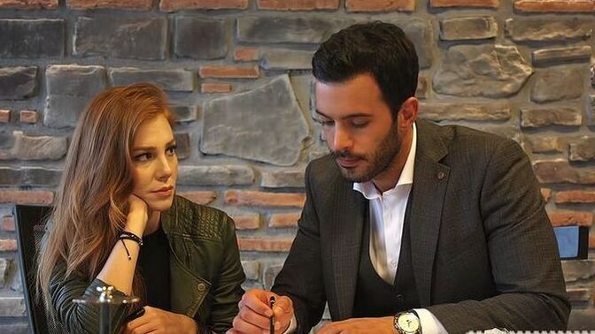 Dış görünüş olarak "gözüne hoş gelmeyen" biriyle sevgili olmaz mısın?