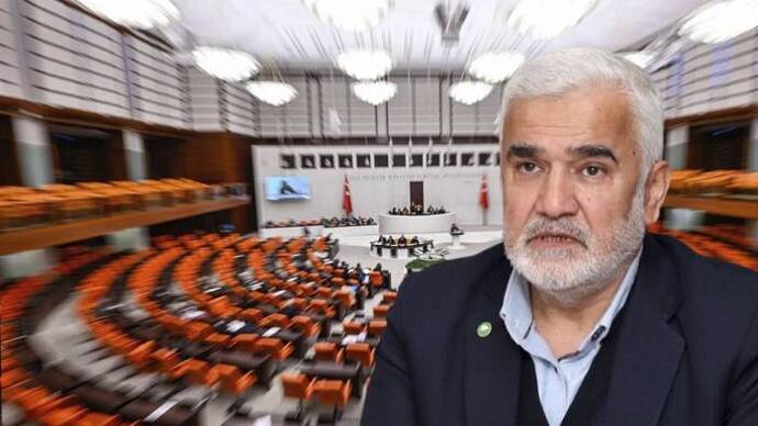 Cuma namazı saatinde çalışanların izinli sayılmasını öngören kanun teklifi verildi! Sizce teklif kabul edilmeli mi?